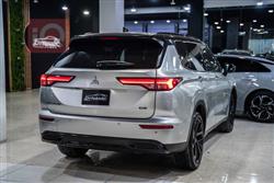 ميتسوبيشي اوتلاندر